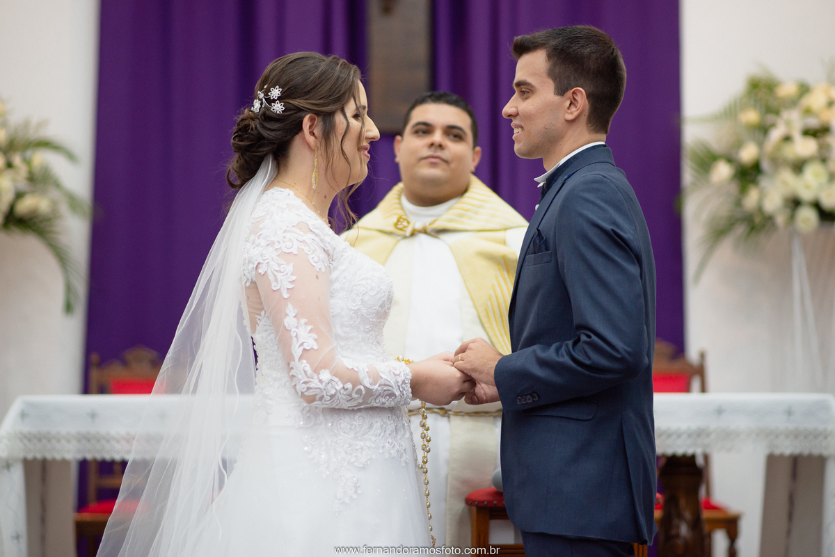 cerimônia de casamento na paróquia santa teresinha, Jundiaí, São Paulo, fotografo de casamento