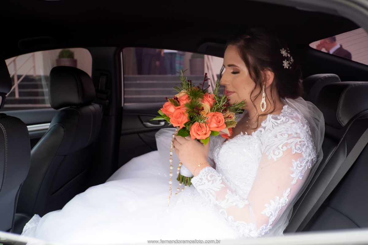 Buquê para casamento, Olivia Marta Decorações, Vestido de noiva, Atelier Splendida, fotografia de casamento, Cerimônia de casamento na paróquia santa teresinha, Jundiaí, São Paulo