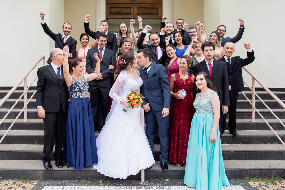 Foto protocolar, foto com padrinhos, cerimônia de casamento na paróquia santa teresinha, Jundiaí, São Paulo, fotografo de casamento