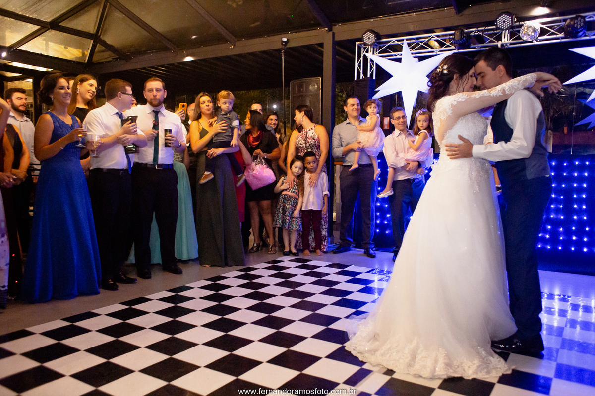 Festa de casamento realizada no espaço Spazio di Cristalli em Itupeva, São Paulo