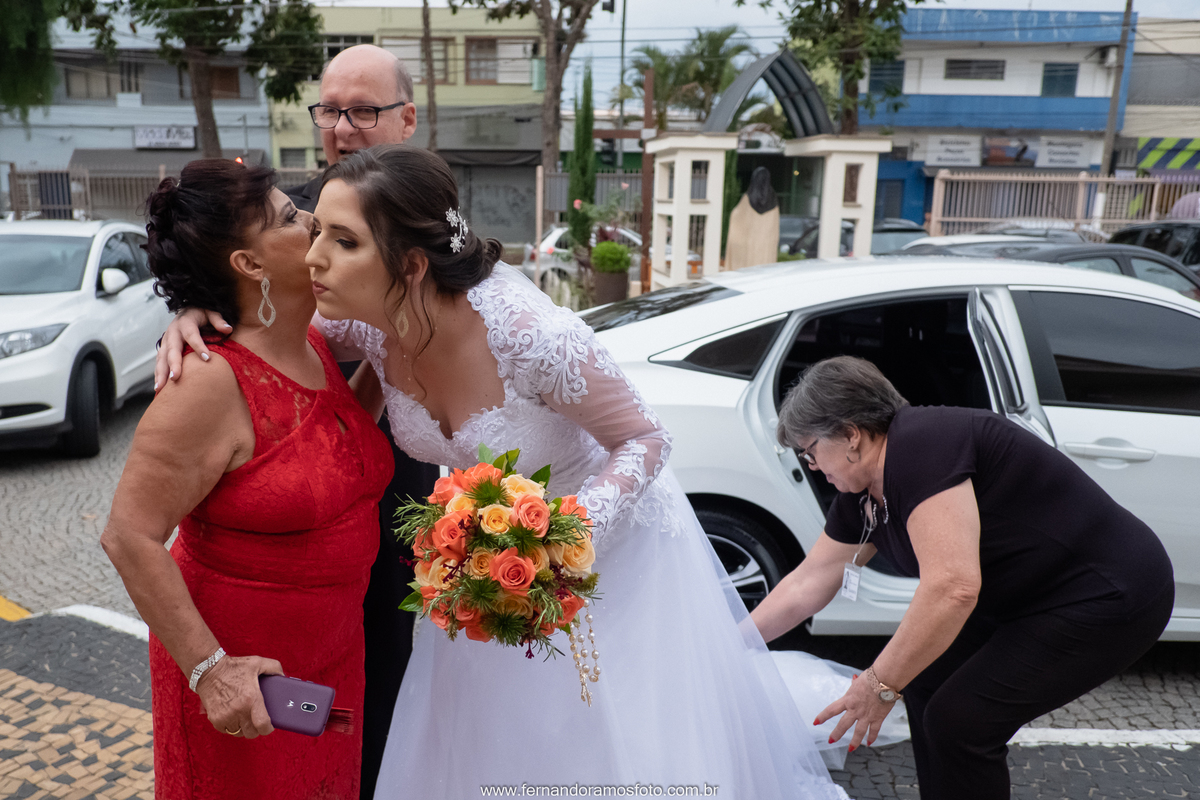 Buquê para casamento, Olivia Marta Decorações, Vestido de noiva, Atelier Splendida, fotografia de casamento, Cerimônia de casamento na paróquia santa teresinha, Jundiaí, São Paulo