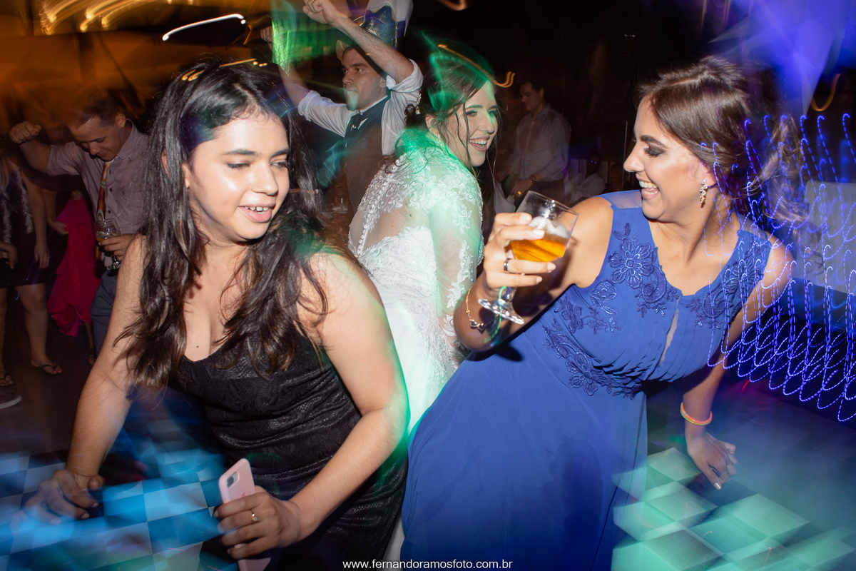 Festa de casamento realizada no espaço Spazio di Cristalli em Itupeva, São Paulo