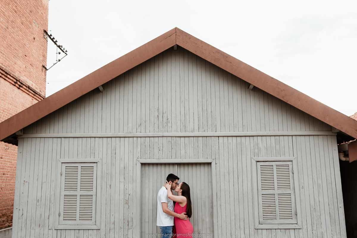 ENSAIO PRE-CASAMENTO EM JUNDIAÍ, FOTOGRAFO DE CASAMENTO, SAVE THE DATE, ENSAIO PRÉ-WEDDING, FATEC JUNDIAÍ