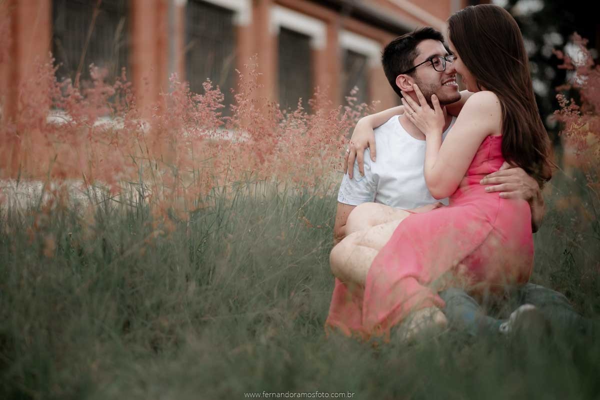 ENSAIO PRE-CASAMENTO EM JUNDIAÍ, FOTOGRAFO DE CASAMENTO, SAVE THE DATE, ENSAIO PRÉ-WEDDING, FATEC JUNDIAÍ