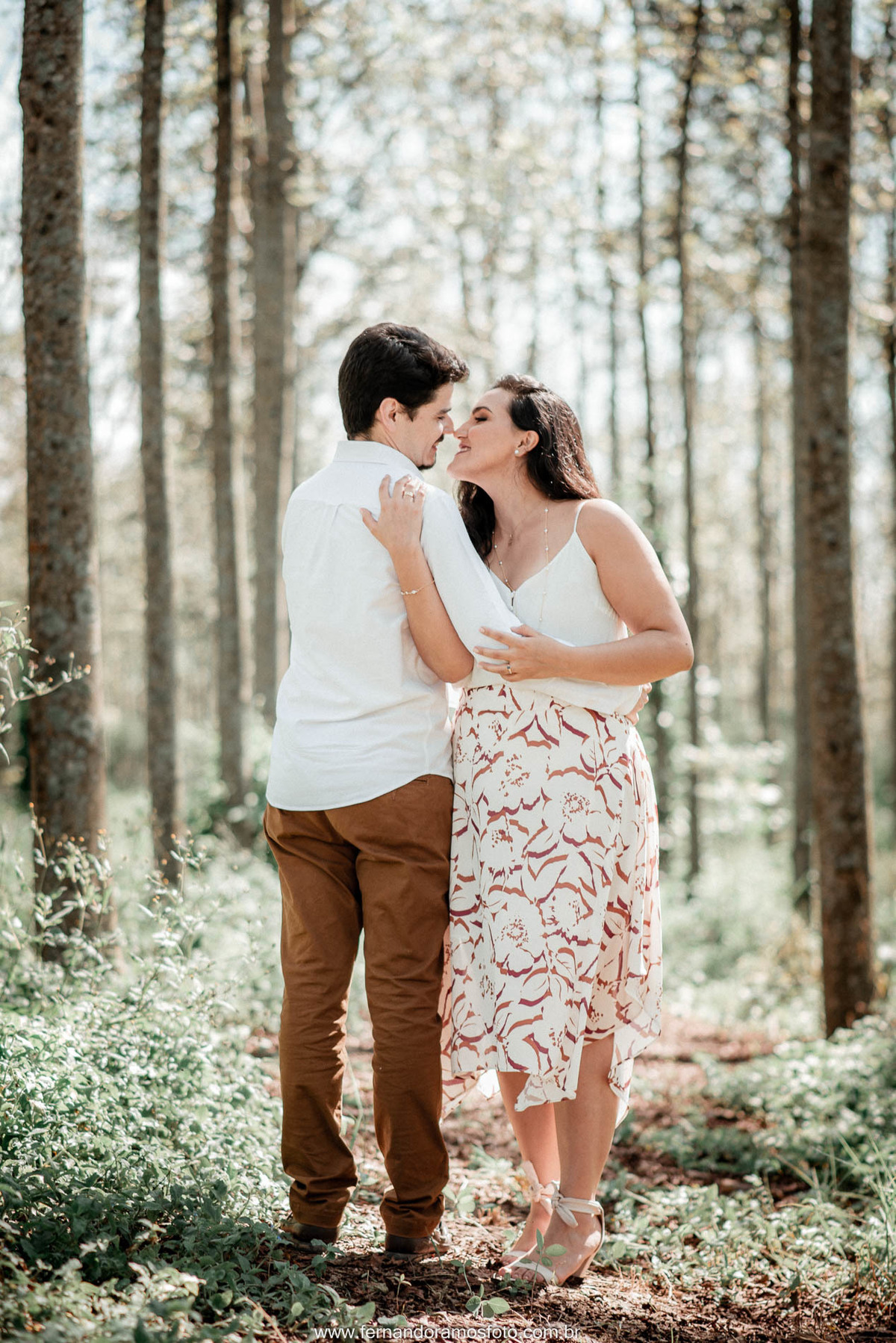 ENSAIO PRÉ-CASAMENTO, HOLAMBRA, THEOS TURISMO, FOTÓGRAFO DE CASAMENTO EM CAMPINAS, PRÉ-WEDDING EM CAMPINAS, FOTO DE ENSAIO PRÉ-CASAMENTO, CASAMENTO, ENSAIO PRÉ-WEDDING EM HOLAMBRA, ENSAIO FOTOGRÁFICO AO AR LIVRE, ENSAIO PRÉ-WEDDING NO CAMPO