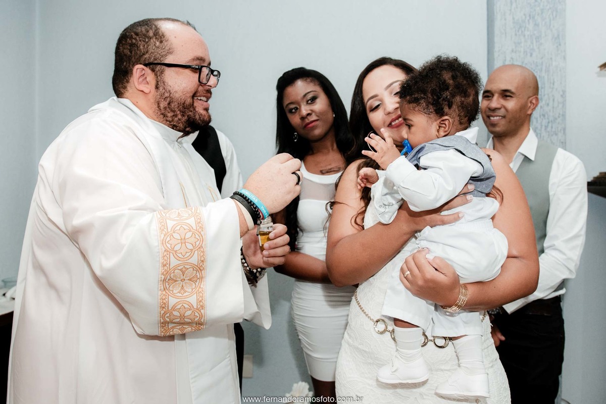BATISMO, FOTOS DE BATIZADO, RECÉM NASCIDO, FOTOGRAFIA INFANTIL, FOTÓGRAFO DE ANIVERSÁRIO INFANTIL, PARÓQUIA SAGRADO CORAÇÃO DE JESUS, FOTÓGRAFO EM JUNDIAÍ