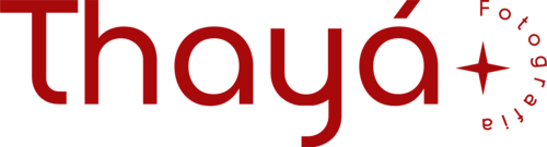 Logotipo de Thayá Fotografia