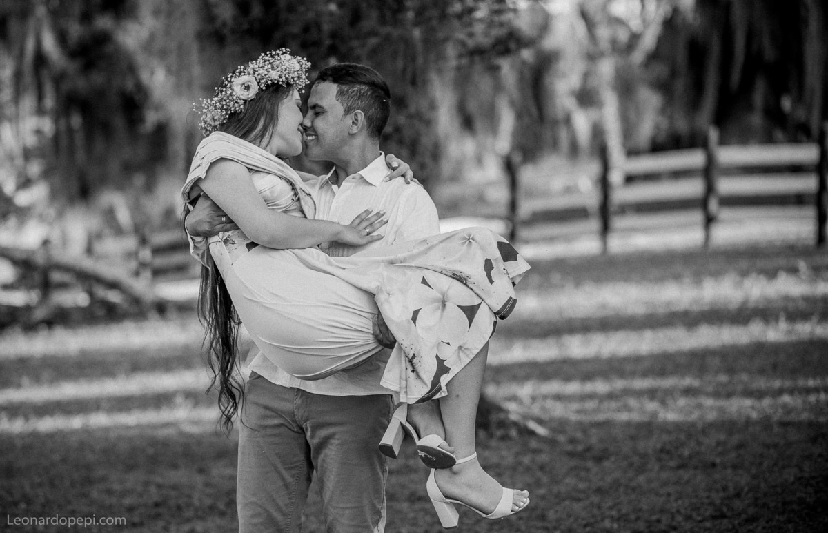 ensaio-casal-chacara-ienkot-leonardo-pepi-casamentos-curitiba-casais-curitiba-ensaio-sao-jose-dos-pinhais-parana-barco-patos-natureza