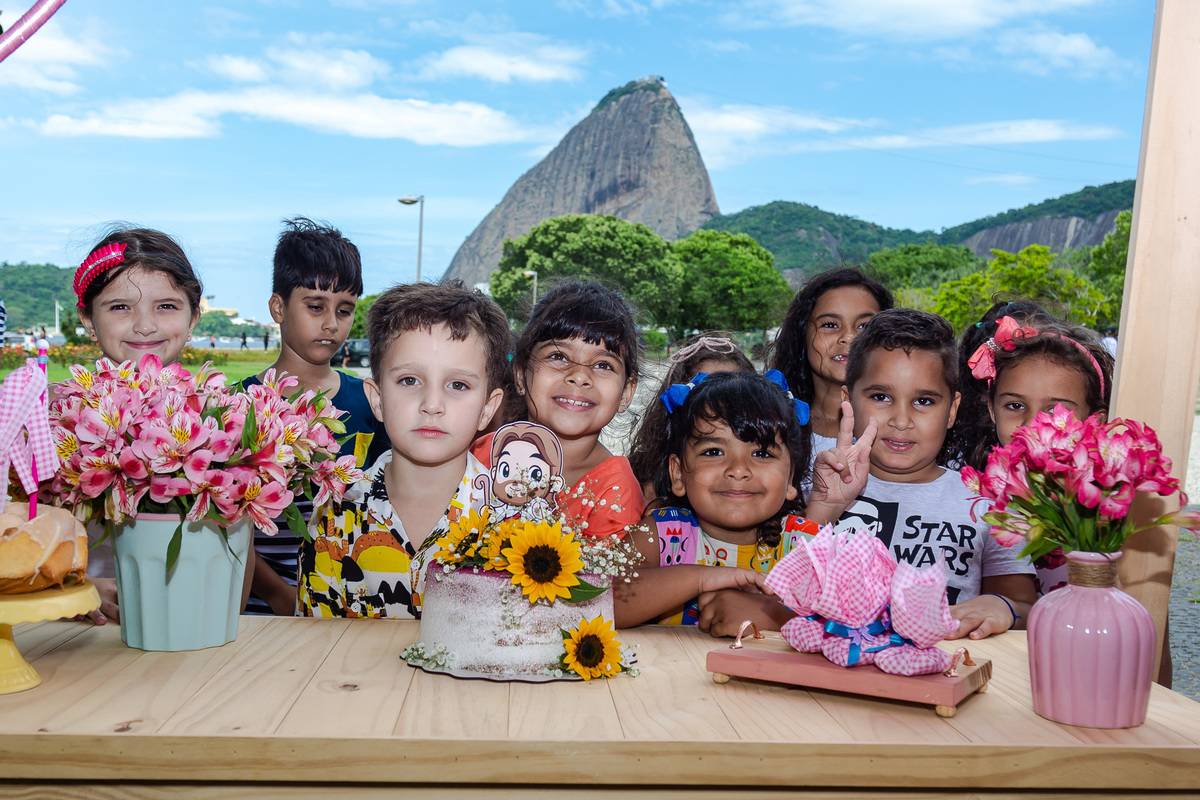#FestaInfantil
#aniversario
#riodejaneiro      #rj
#cidademaravilhosa 
#fotografa 
#fotografia 
#familia 
#zonanorte
#meier
#tijuca
#riocomprido
#riachuelo
#aterrodoflamengo

