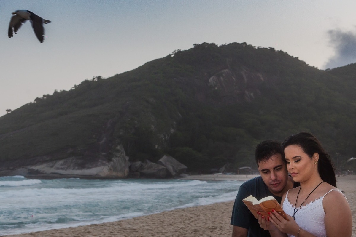 #ensaionapraia       #praia
#riodejaneiro      #rj
#cidademaravilhosa  #fotografa 
#fotografia                #ensaiofotografico 
#namorados
#ensaiodecasal    #zonanorte
#meier       #tijuca
#riocomprido   #riachuelo
#grumari           #praiadegrumari