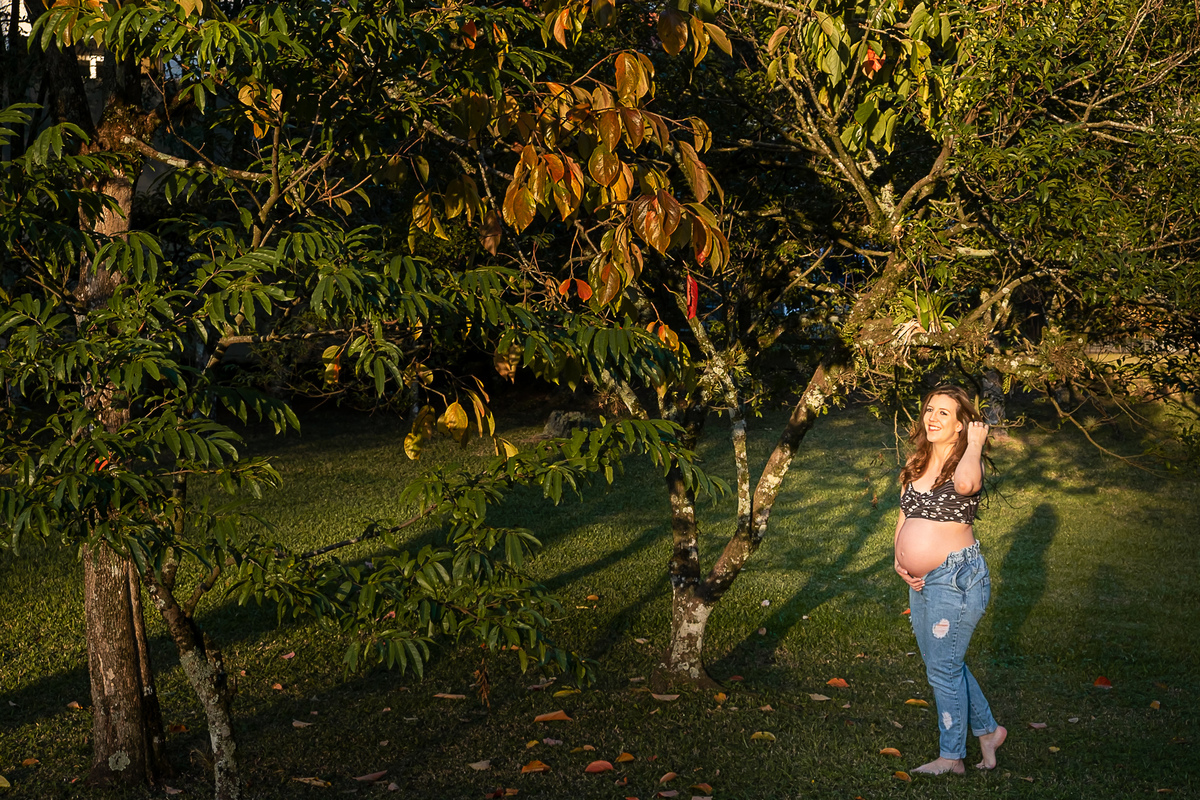 ensaio de gestante- mãe de primeira viagem - ensaio de gesatnte em caxias do sul - fotografo de gestante em caxias do sul  - fotógrafa de gestante - fotos de gestante - suneryfotografia- enasio um um parque - foto ao ar livre