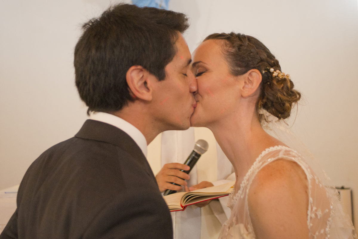  El beso. La Celestina. Marcos Pasquare fotógrafo de bodas. Buenos Aires.