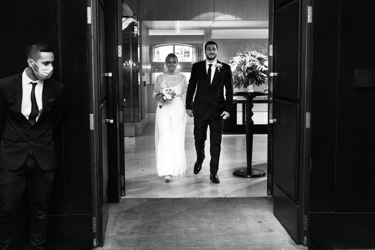 Boda Palacio Duhau, Recoleta. Novios. Entran al salón.