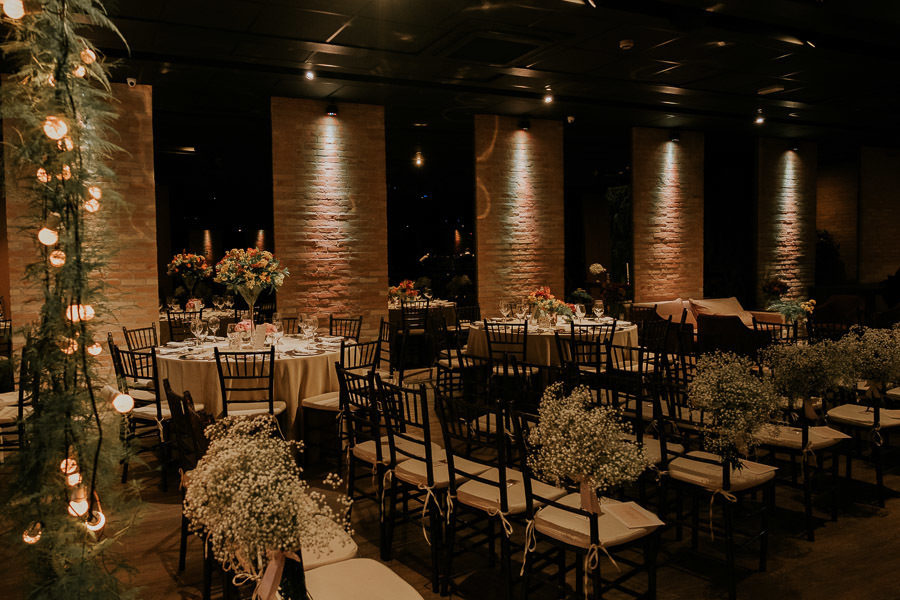 Casamento de Larissa e James no Espaço Wood por Anderson Crepaldi Fotografia