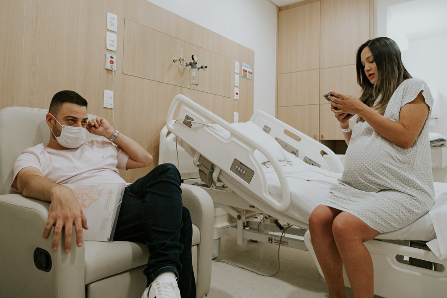 fotografia de parto de Carolina Yoem no Hospital Sepaco por Anderson Crepaldi Fotografia