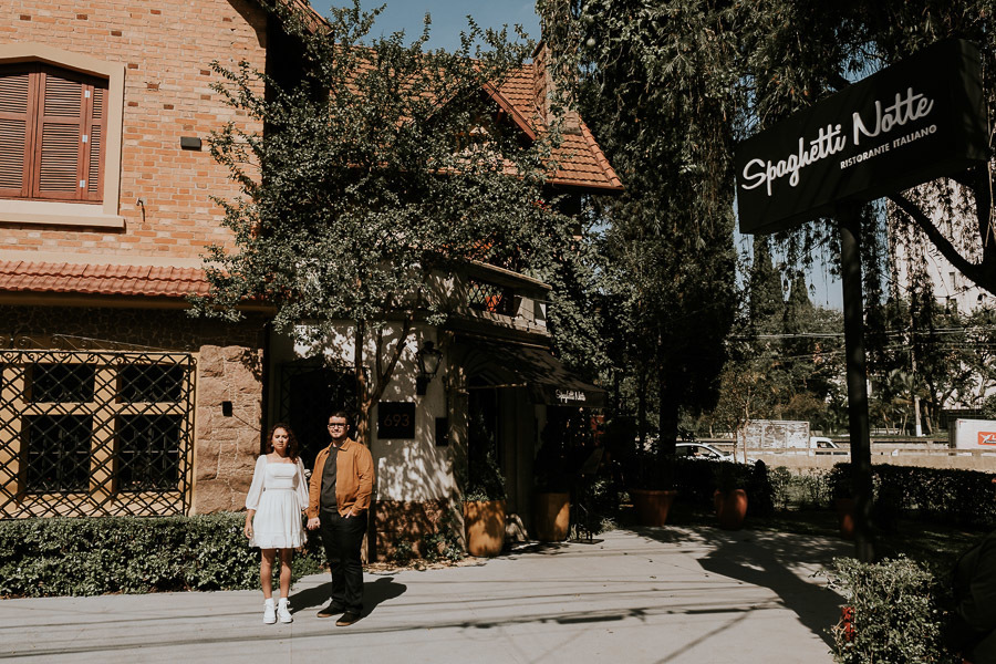 Mini wedding de Beatriz e Rafael no restaurante Spaghetti Notte, no bairro Jardins em São Paulo por Anderson Crepaldi Fotografia