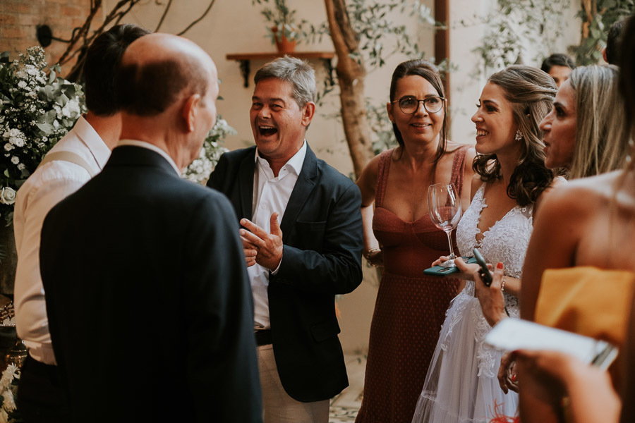 Casamento intimista para a família no Restaurante Spaghetti Notte, no Jardins por Anderson Crepaldi Fotografia