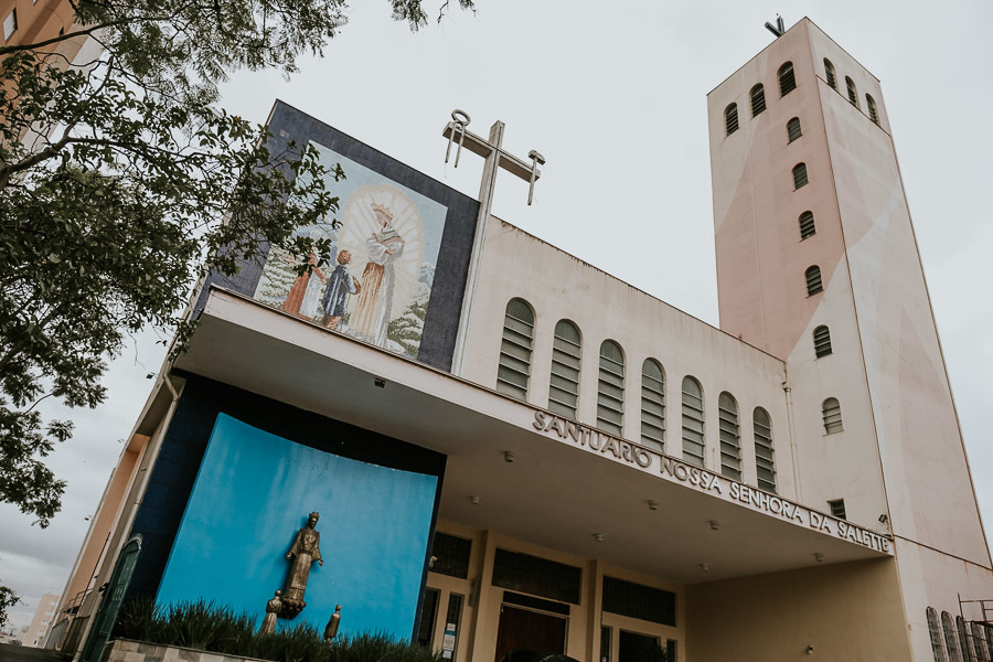 Casamento de Camila e Felipe na Paróquia Nossa Senhora da Salette, em São Paulo, no bairro Santana por Anderson Crepaldi Fotografia