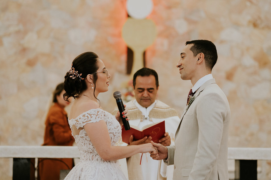 Casamento de Camila e Felipe na Paróquia Nossa Senhora da Salette, em São Paulo, no bairro Santana por Anderson Crepaldi Fotografia