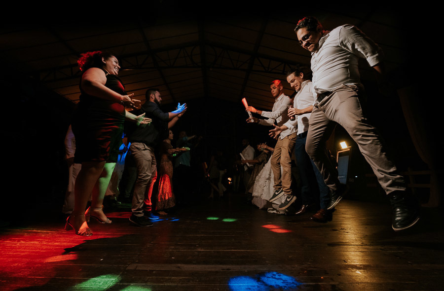 Casamento rústico de Elisa e Léo no Espaço Carpe Diem por Anderson Crepaldi Fotografia