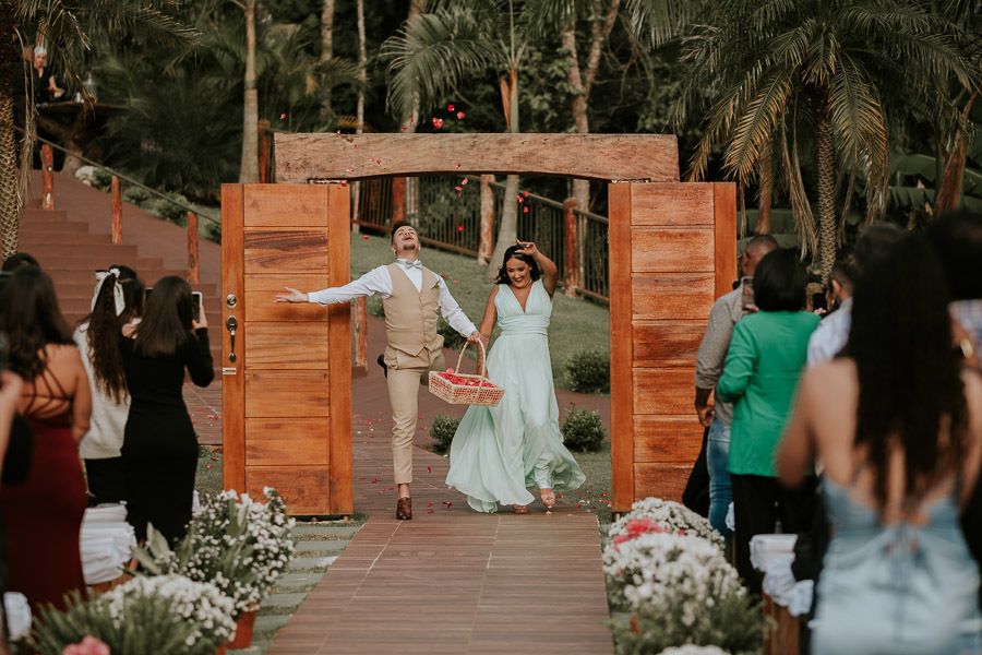 Casamento rústico ao ar livre no Espaço Mansão do Lago, em Mairiporã por Anderson Crepaldi Fotografia
