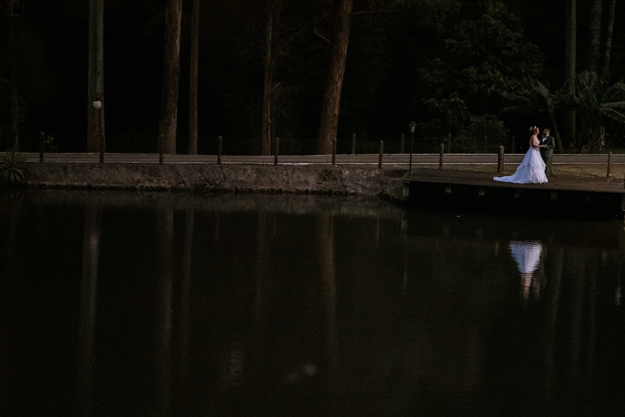 Casamento rústico ao ar livre no Espaço Mansão do Lago, em Mairiporã por Anderson Crepaldi Fotografia