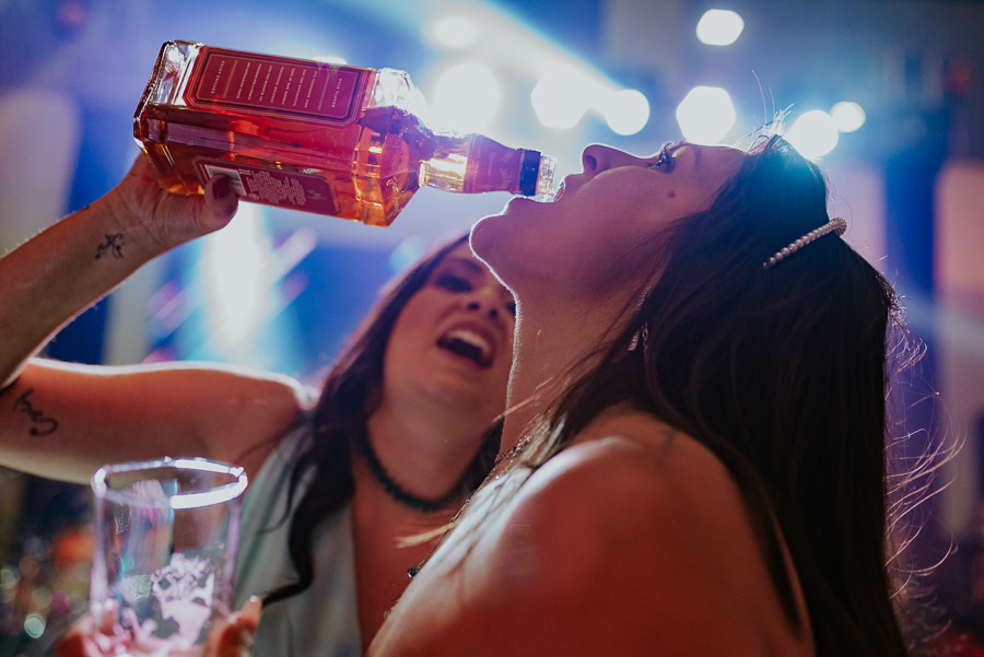 Casamento rústico ao ar livre no Espaço Mansão do Lago, em Mairiporã por Anderson Crepaldi Fotografia