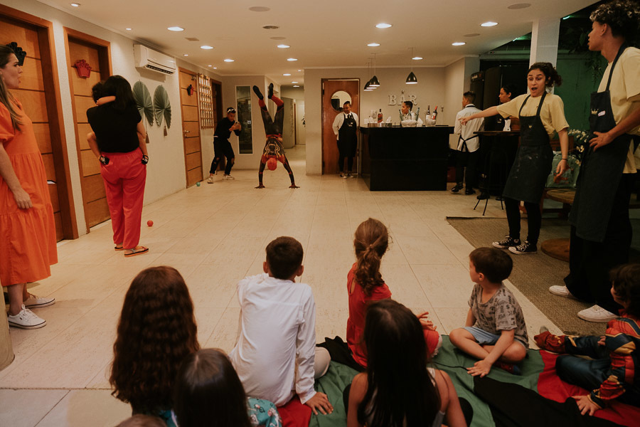 Festa de aniversário infantil com tema Os Vingadores no Buffet Spazio Reale por Anderson Crepaldi Fotografia
