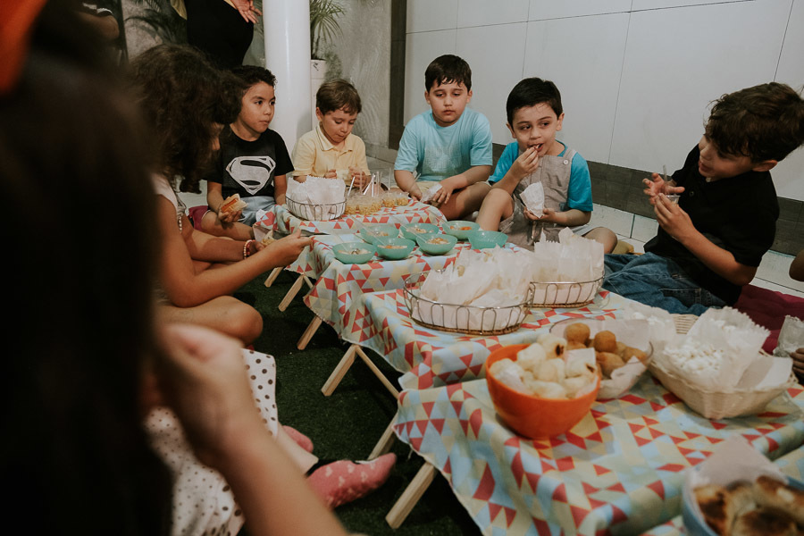 Festa de aniversário infantil com tema Hot Wheels do João e do Pedro no Espaço Artería em São Paulo por Anderson Crepaldi Fotografia
