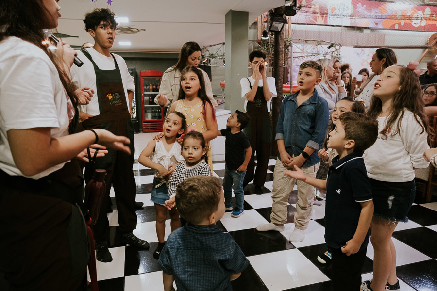 Festa de aniversário infantil com tema circo de Rafaela e Manuela no Buffet Villa safari, em Santo André por Anderson Crepaldi Fotografia