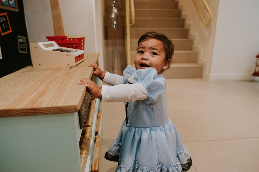 Festa de aniversário infantil da Maria Luiza com tema Alice no País das Maravilhas no Buffet Vila Brincarte por Anderson Crepaldi Fotografia