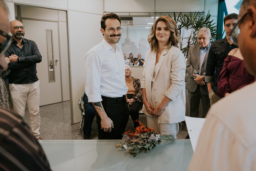 Casamento intimista de Thais e Felipe no cartório Jardim América em São Paulo por Anderson Crepaldi Fotografia