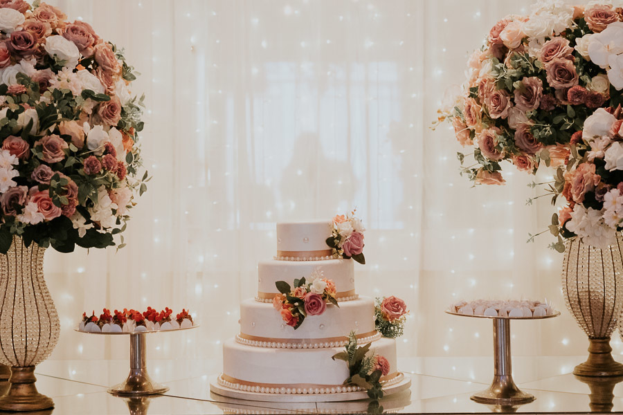 Casamento clássico de Monique e Alessandre no Buffet Master Day em São Paulo por Anderson Crepaldi Fotografia