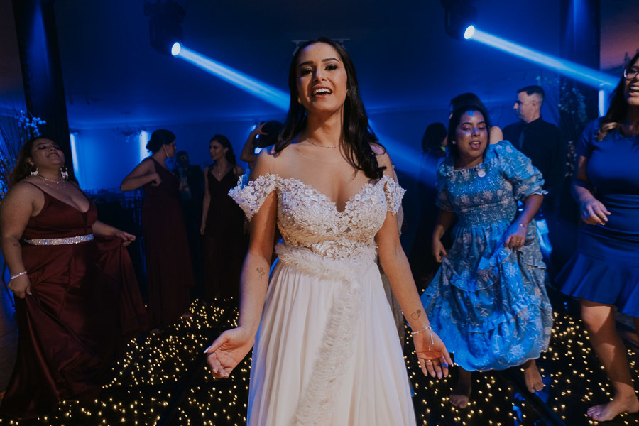 Casamento clássico de Monique e Alessandre no Buffet Master Day em São Paulo por Anderson Crepaldi Fotografia