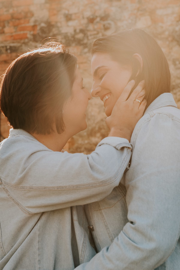 Ensaio Pré-wedding no campo de Talita e Camila na Fazenda Ipanema em Iperó - SP, por Anderson Crepaldi Fotografia