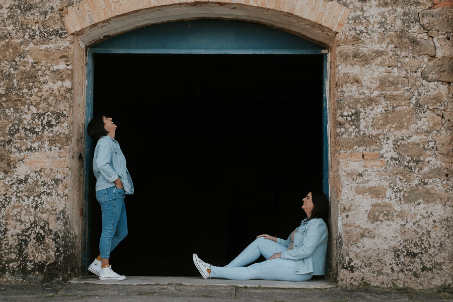 Ensaio Pré-wedding no campo de Talita e Camila na Fazenda Ipanema em Iperó - SP, por Anderson Crepaldi Fotografia
