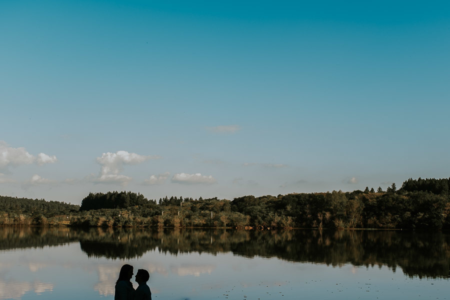 Ensaio Pré-wedding no campo de Talita e Camila na Fazenda Ipanema em Iperó - SP, por Anderson Crepaldi Fotografia