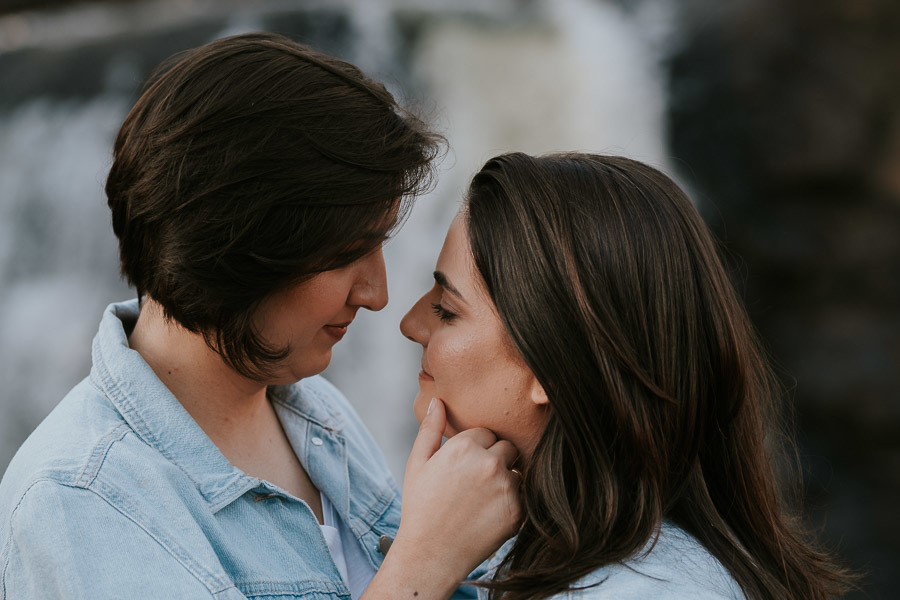 Ensaio Pré-wedding no campo de Talita e Camila na Fazenda Ipanema em Iperó - SP, por Anderson Crepaldi Fotografia