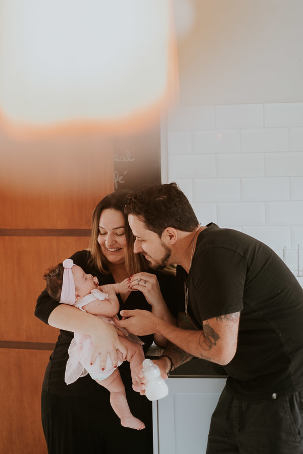 Acompanhamento fotográfico lifestyle de Serena 3 meses em casa por Anderson Crepaldi Fotografia