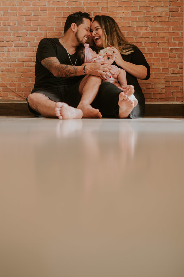 Acompanhamento fotográfico lifestyle de Serena 3 meses em casa por Anderson Crepaldi Fotografia