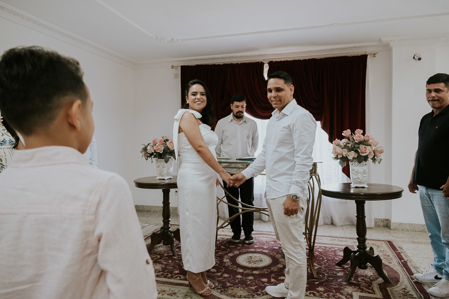 Casamento no cartório do Jardim São Luís na Estrada de Itapecerica, por Anderson Crepaldi Fotografia