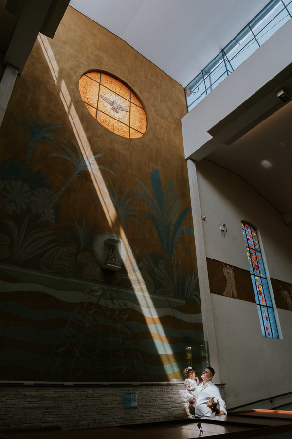 Batizado das irmãs Maria Luiza e Manuela no Santuário Diocesano Santa Terezinha no Taboão da Serra por Anderson Crepaldi Fotografia