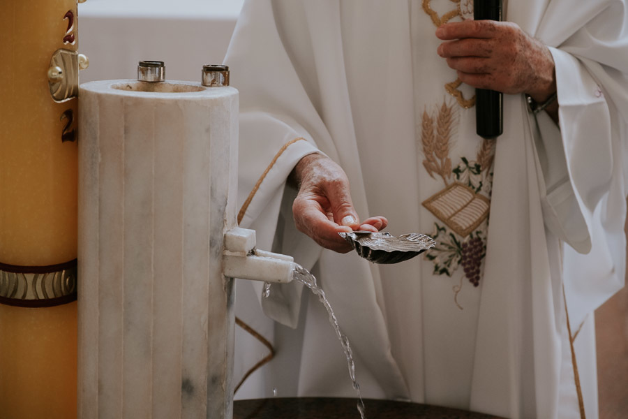 Batizado das irmãs Maria Luiza e Manuela no Santuário Diocesano Santa Terezinha no Taboão da Serra por Anderson Crepaldi Fotografia