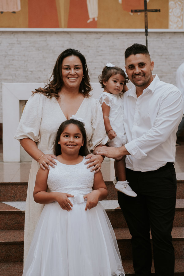 Batizado das irmãs Maria Luiza e Manuela no Santuário Diocesano Santa Terezinha no Taboão da Serra por Anderson Crepaldi Fotografia