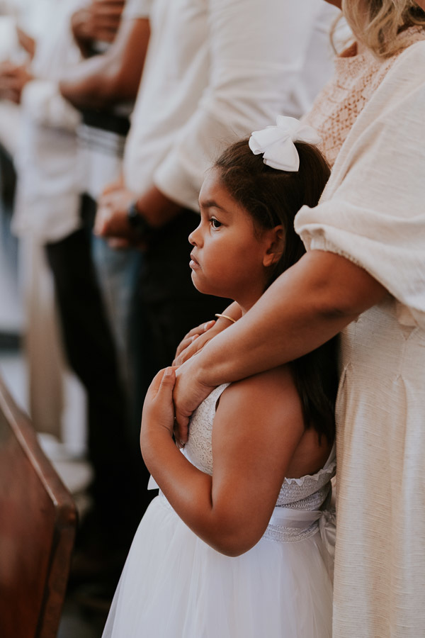 Batizado das irmãs Maria Luiza e Manuela no Santuário Diocesano Santa Terezinha no Taboão da Serra por Anderson Crepaldi Fotografia