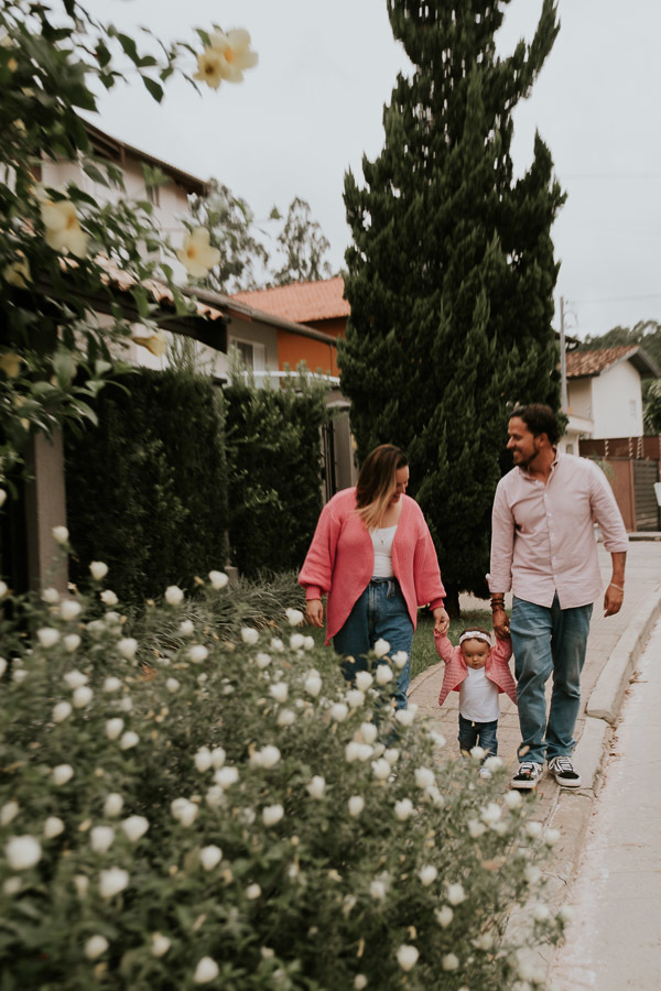 acompanhamento fotográfico lifestyle da Serena que fez 9 meses e foi em sua própria casa.