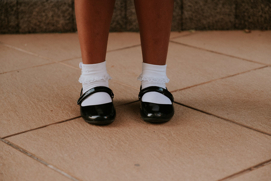 Festa de aniversário infantil da Maria Luiza com tema Wandinha em São Paulo por Anderson Crepaldi Fotografia