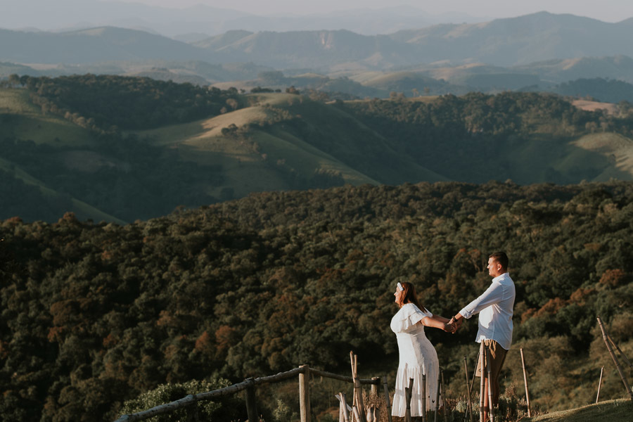 Ensaio Pré wedding no Lavandário de cunha por Anderson Crepaldi Fotografia