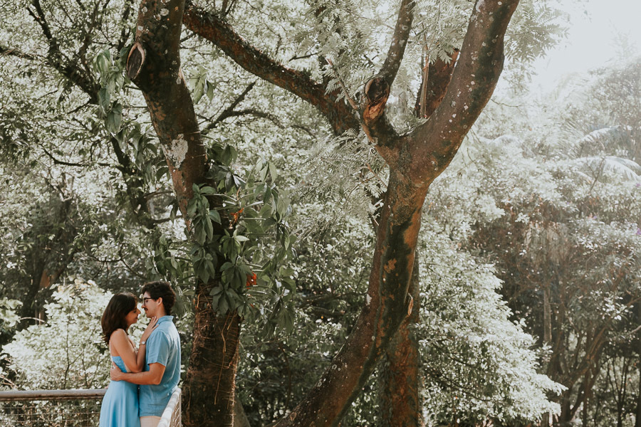 Ensaio pré-wedding de Beatriz e Lucas no Museu de Arte Contemporânea de São Paulo por Anderson Crepaldi Fotografia