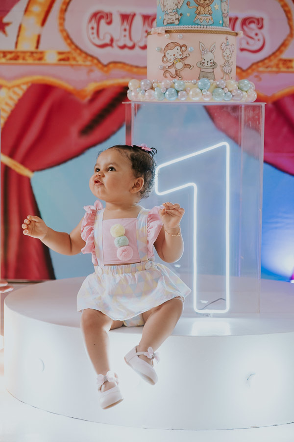 Festa infantil Cecília com tema circo no salão de festas da Komatsu por Anderson Crepaldi Fotografia